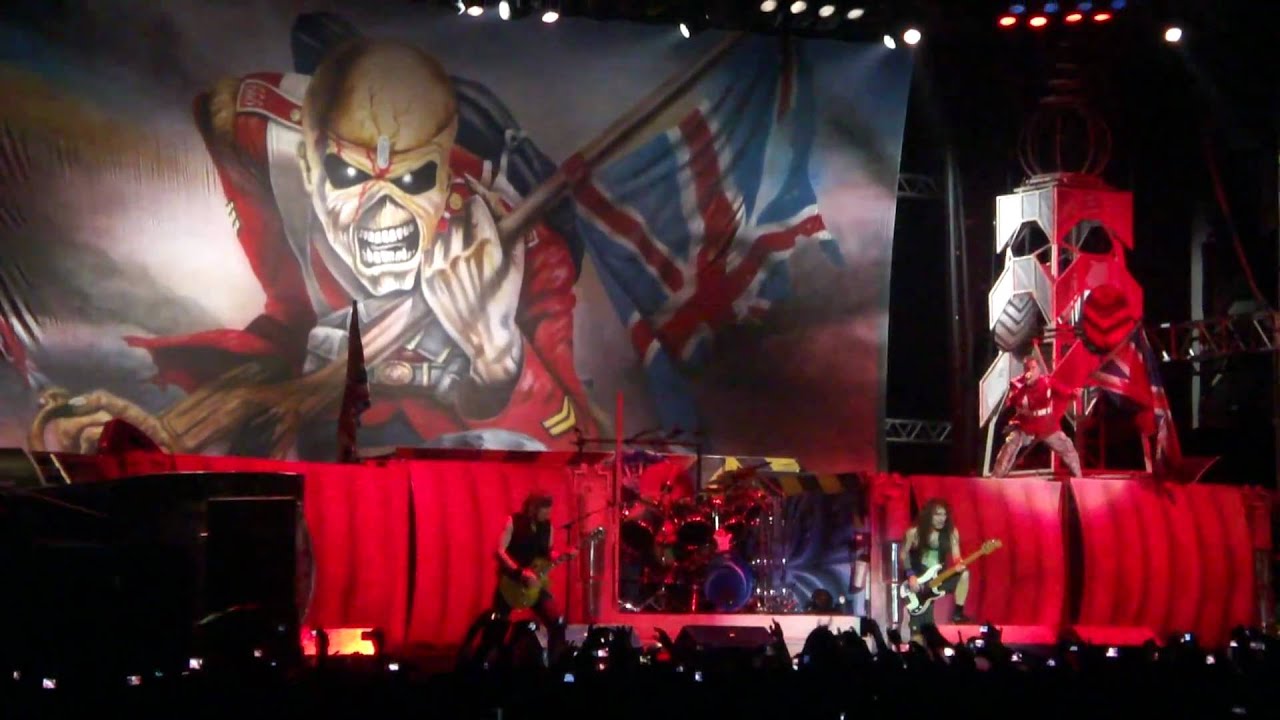 Iron Maiden - The trooper - Live in Rio de Janeiro 28/03/2011 HSBC Arena