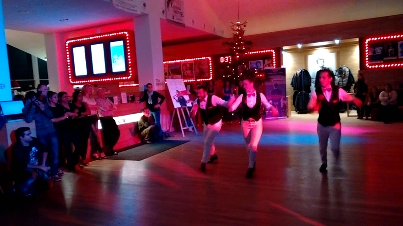 Poetic Motion Dance Company - Performing Alegria @ Lantaren Venster 2 1 2015
