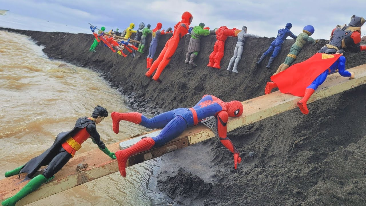 SPIDERMAN DAN JOKER DI TABRAK MOTOR SAMA TANOS DAN JATUH KE JURANG, ULTRAMAN RAKSASA TENGGELAM