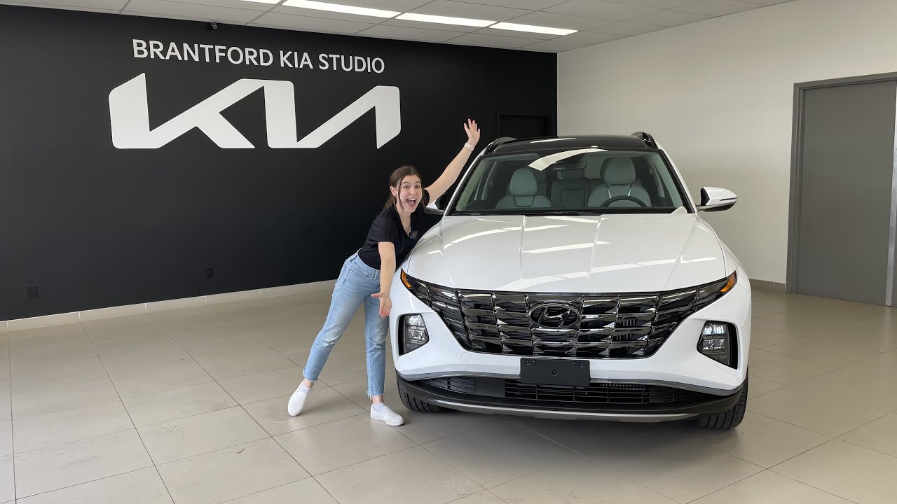 2022 Hyundai Tucson Luxury Hybrid AWD - Exterior and Interior Review