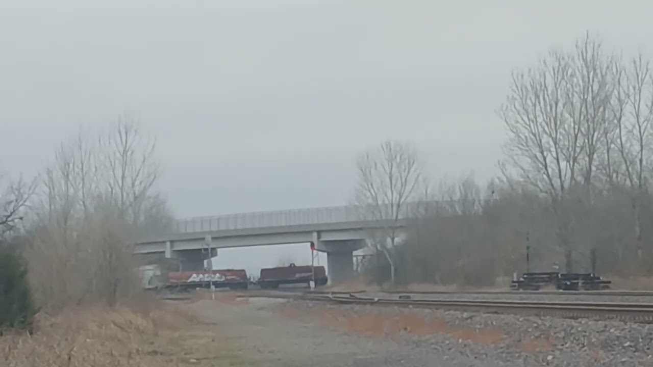 Bnsf manifest train at the diamond, Rockview Missouri 