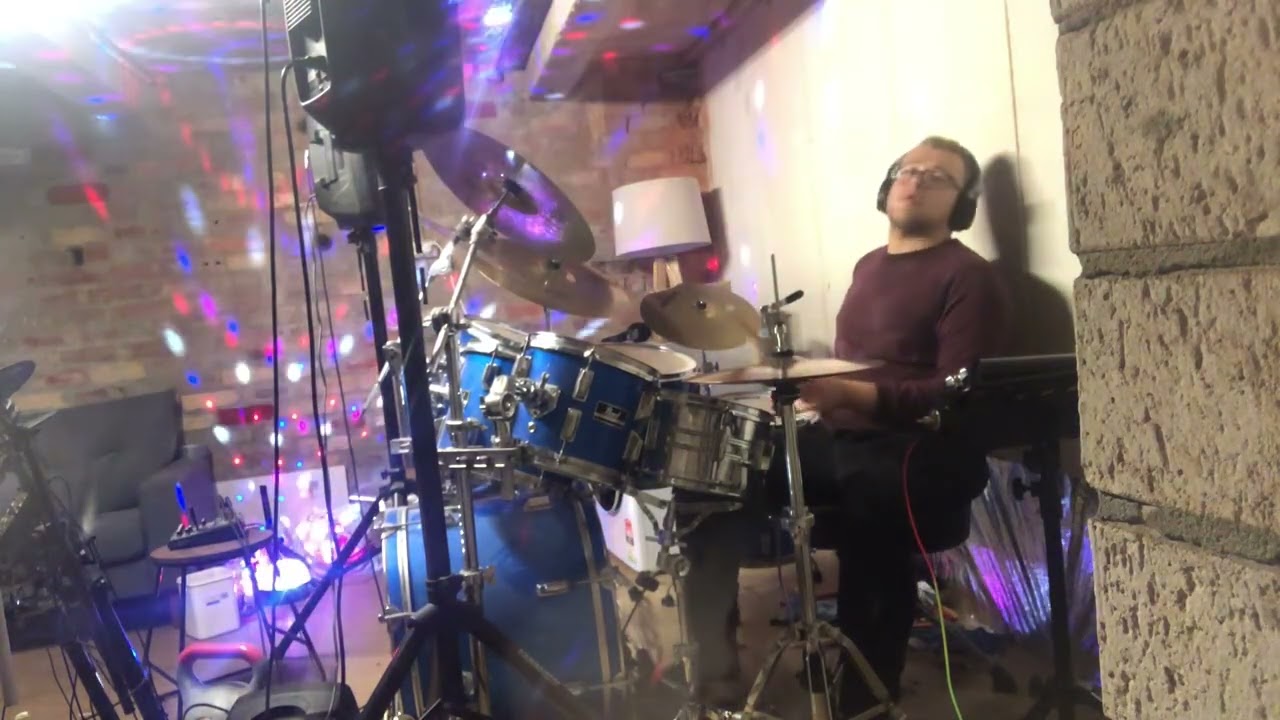 Sweet Child O' Mine - Guns N' Roses Drum Cover 