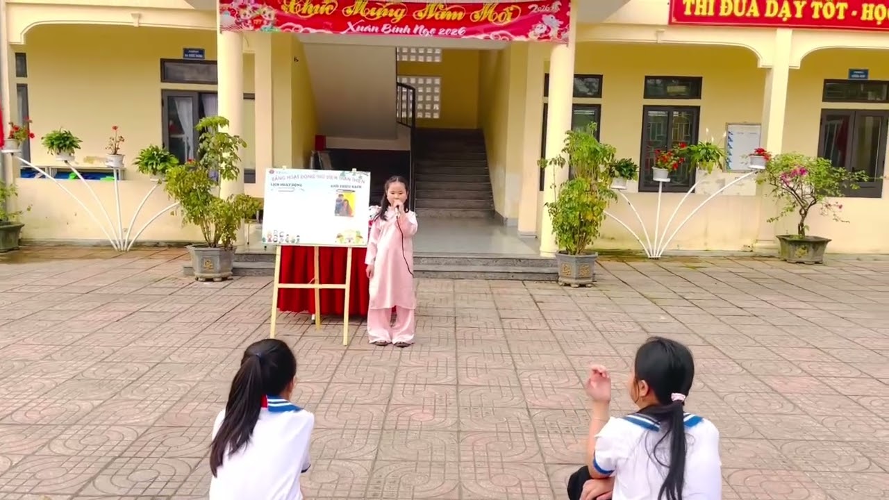 Giới thiệu sách chào mừng ngày 8/3