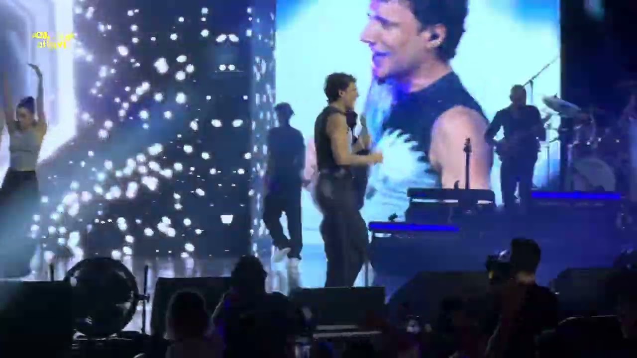 Edis Harbiye Açıkhava Sahnesine İmzasını Attı // Canlı Müzik Konser ve Sahne - Live Performance