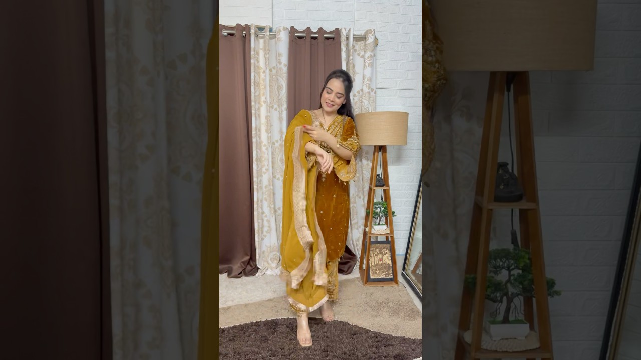 Meesho velvet kurta sets #meesho #meeshohaul #velvetkurtaset #shorts #youtubeshorts #meeshofinds