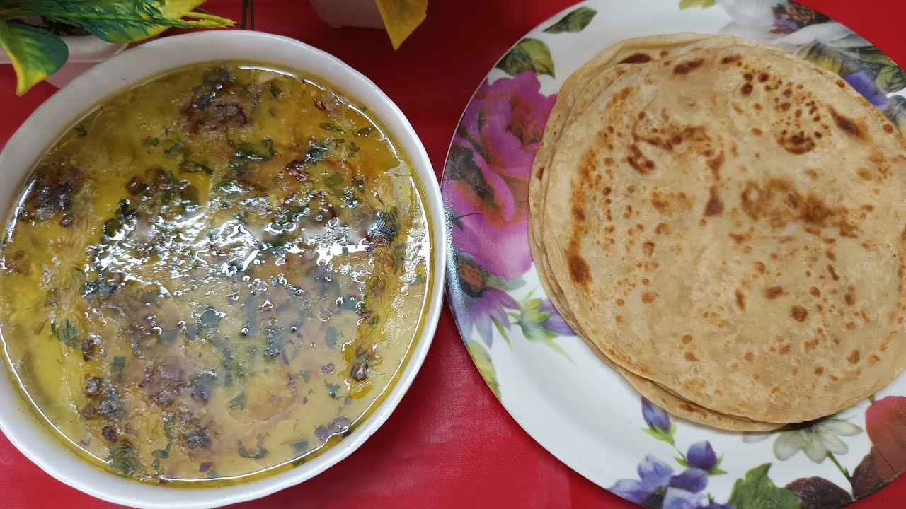 Hyderabadi Style Mitthi Dal aur Roti😍😋#dalrecipe #moongdalrecipe #roti #hyderabadirecipe #recipe#yt 