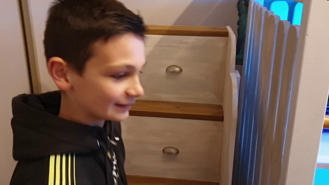Le lit cabane que j'ai construit pour mon fils