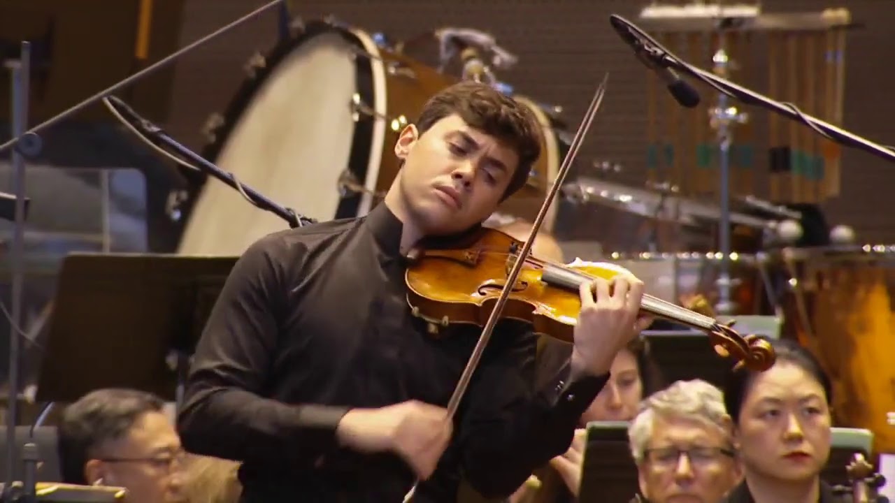 Prokofiev Violin Concerto No. 1 - Benjamin Beilman and Grant Park Music Festival Orchestra