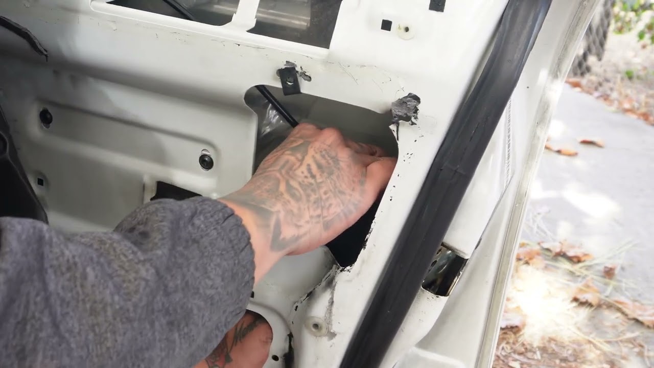1995-1997 Jaguar XJ6 Door Lock Actuator Replacement – Fixing a Door That Won’t Lock!