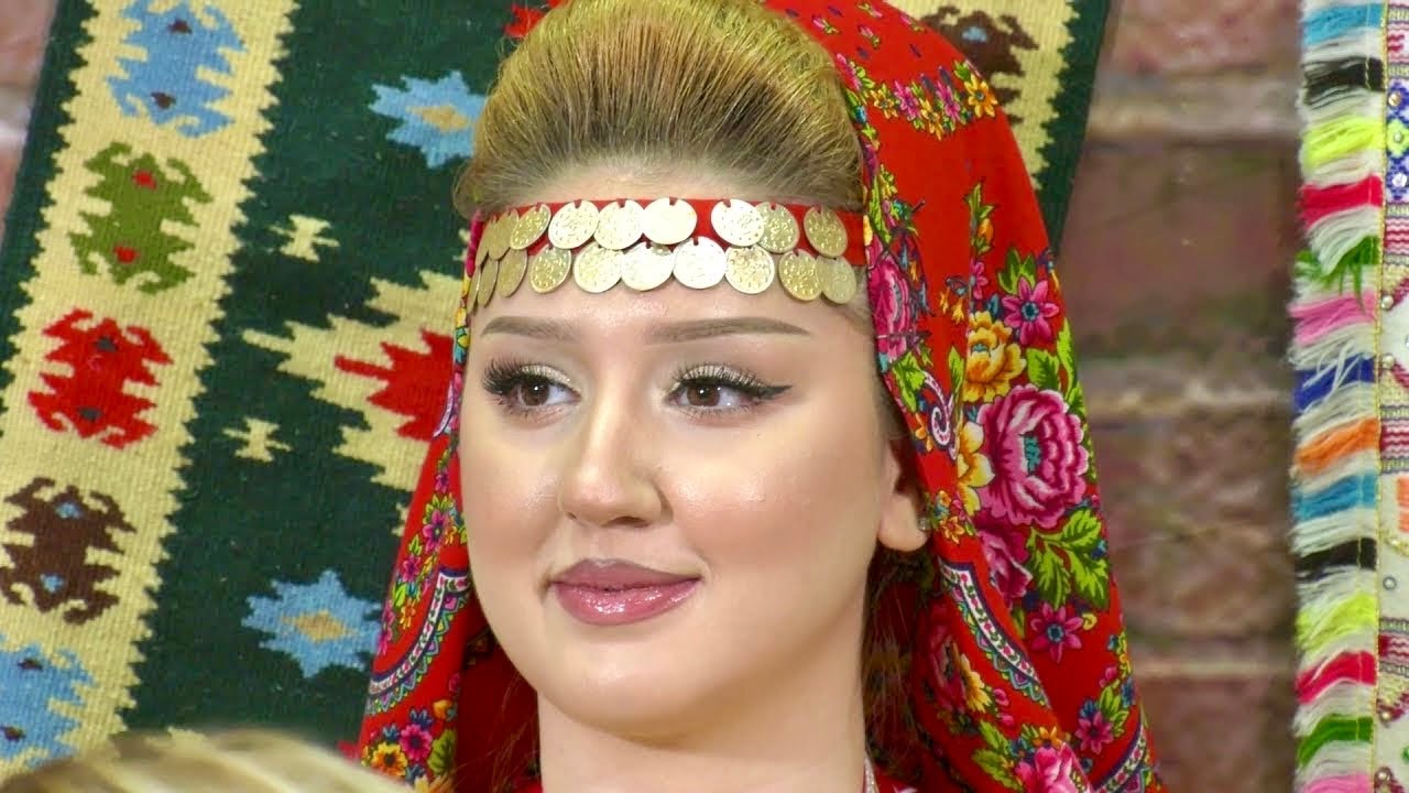 PROGRAMI FOLKLORIK FESTIV
