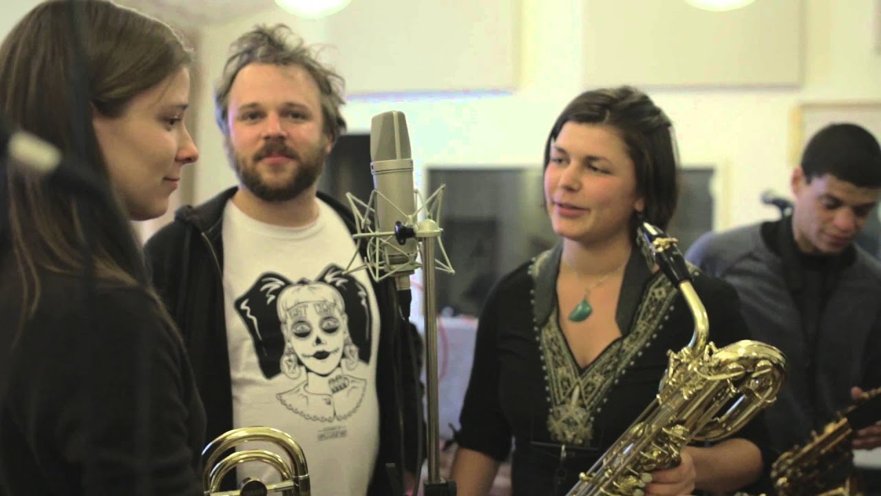 Albinoid Afrobeat Orchestra - Opposite People (Fela Kuti cover)