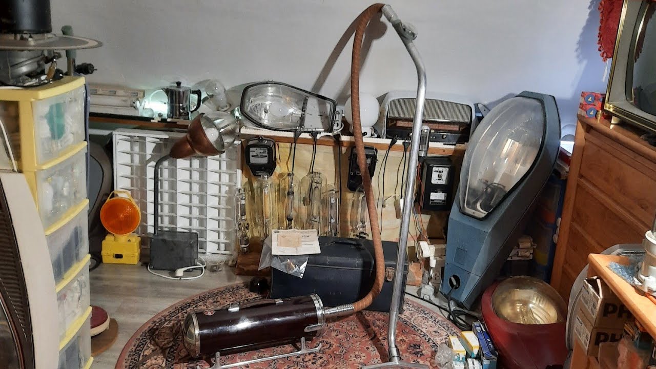 Aspirateur électrique / 1950 / Partie 2 / 2