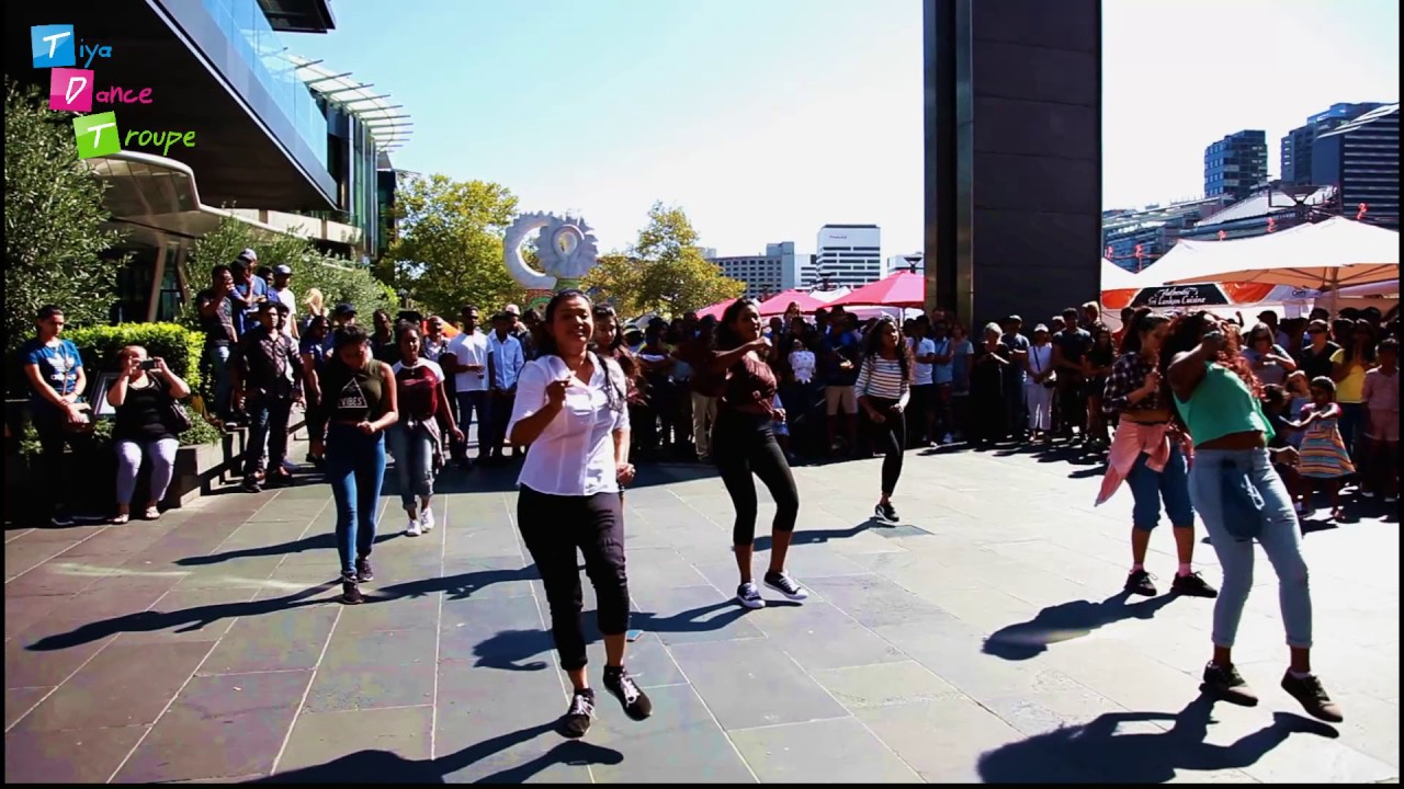 Flash Mob in Crown Riverwalk (Tiya Dance Troupe &Academy Melbourne)