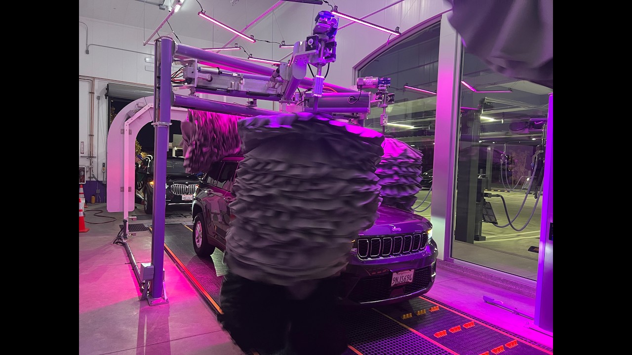 Bliss Car Wash: Santa Clarita Site - Polish Tunnel