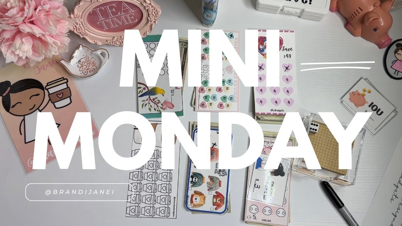 Mini Monday | Christmas in July Edition 1