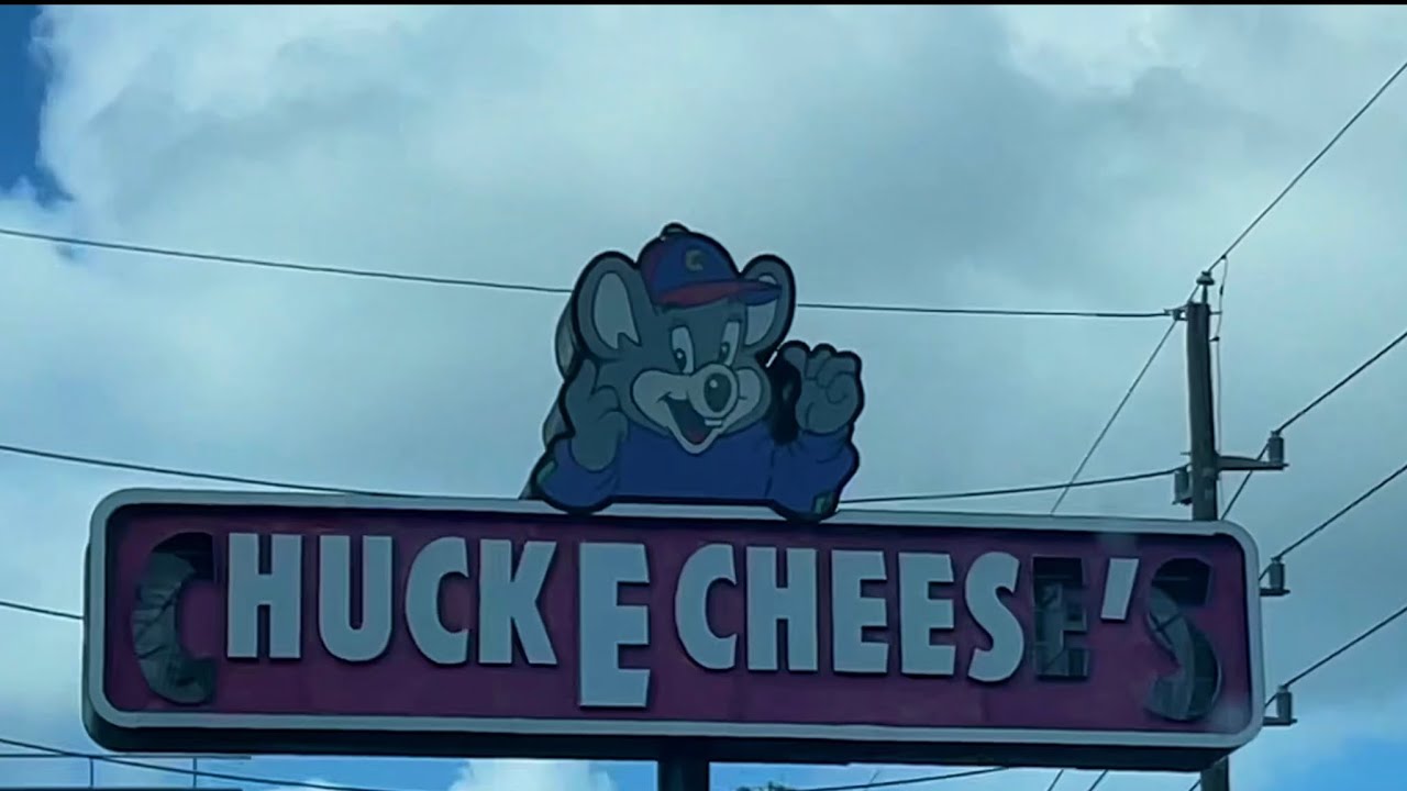 Last moments of Chuck E Cheese’s - Before the Change(Archive Footage)