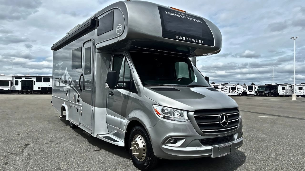 This Motorhome Has Everything You Need In Hotel!