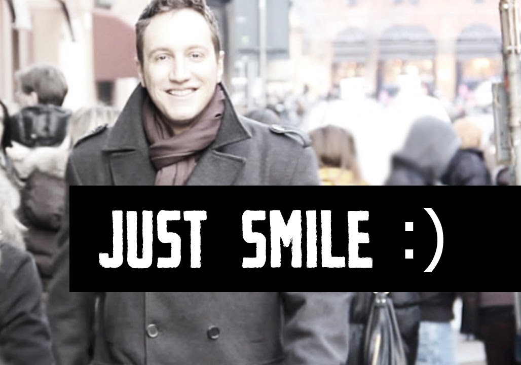 JUST SMILE. (The Meetinglife Journal Project)