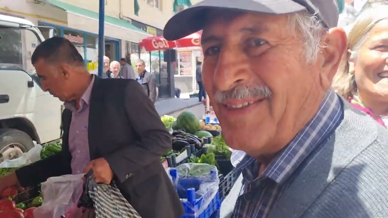 Sivas Gurun'den pazar manzaralari.