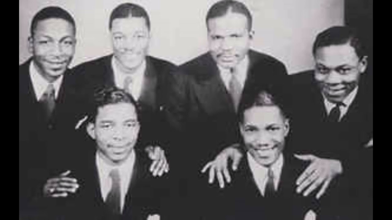 Dewey Young and The Flying Clouds / I Heard The Voice of Jesus