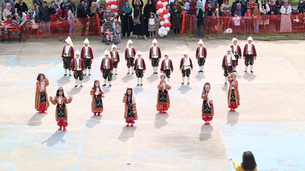 23 Nisan 'Türkmen Kızı' Gösterisi