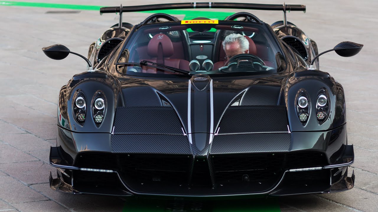 Horacio Pagani drives his Huayra Roadster BC in Milan!