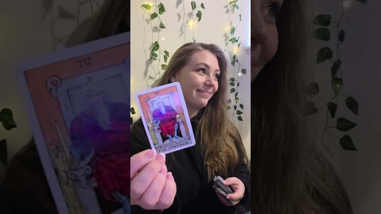 Pisces ♓️ Past is coming back for a second chance! This time they're serious! 😮❤️‍🔥