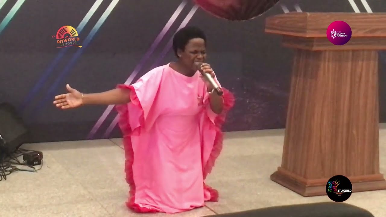 Soul-stirring Worship ministration by Freda Boateng Jnr with @gloryharbor