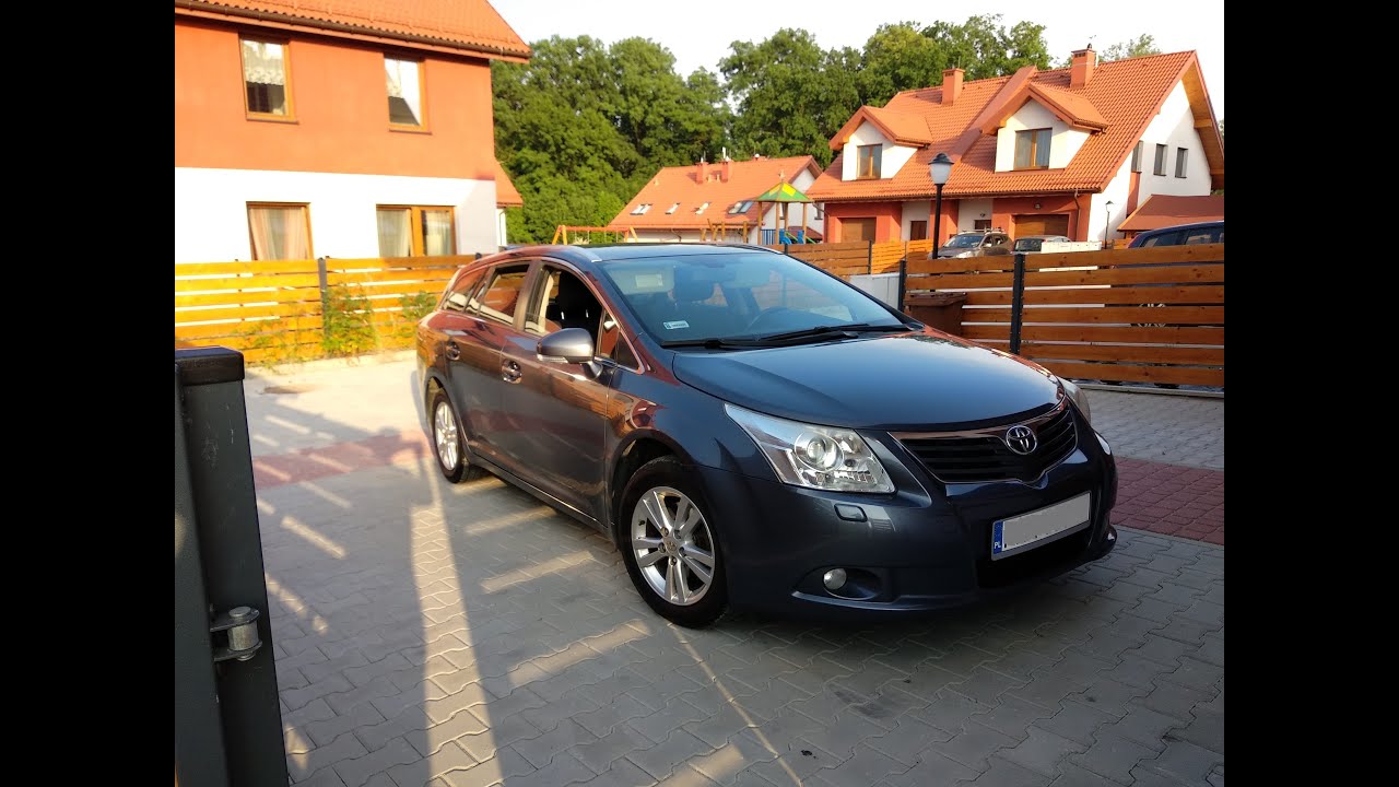 Demontaż Reflektora Toyota Avensis T27 Headlight Removal