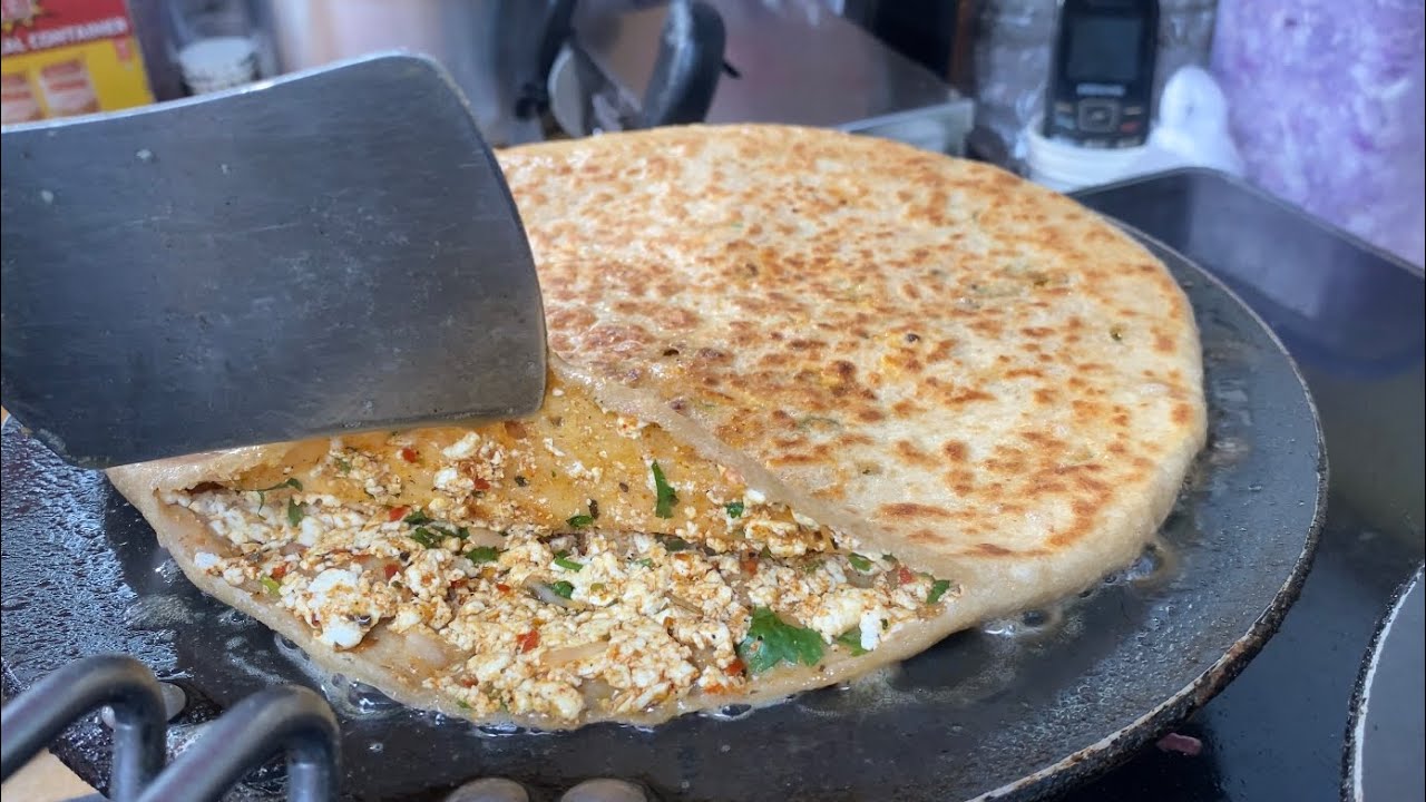 Mumbai’s Biggest Paneer Paratha | Indian Street Food