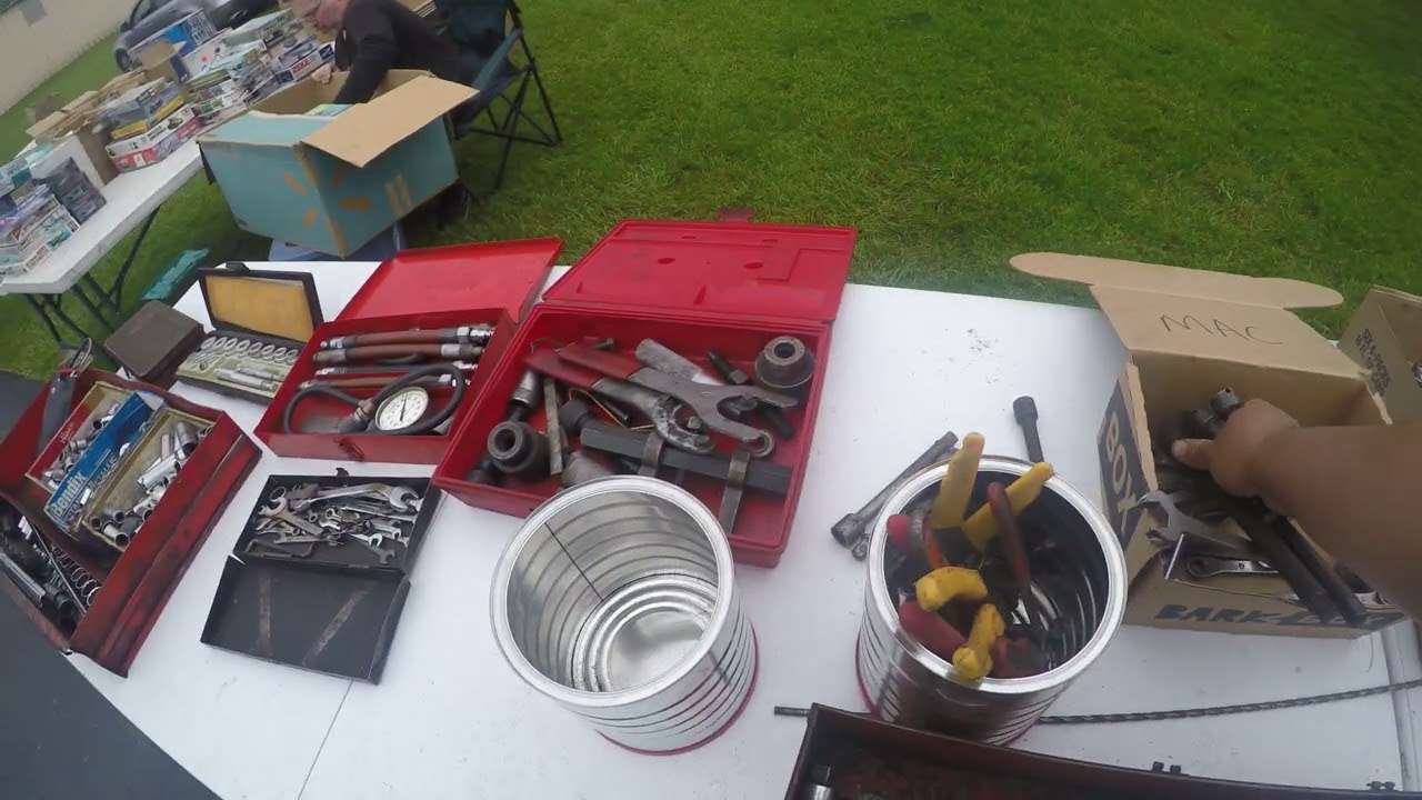 Comprando herramienta a los gueros 6am pulga flea market swap meet tool haul cazando herramientas