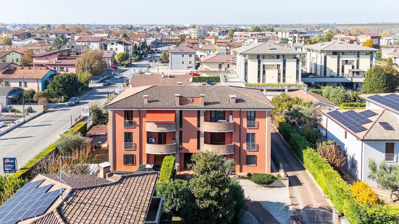 Trilocale con terrazza - Borgo Virgilio
