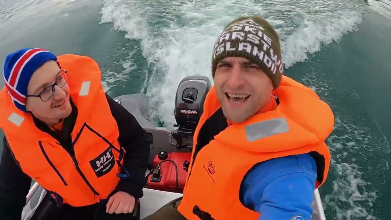 PIERWSZE TESTY I WODOWANIE PONTONU SAILSKI