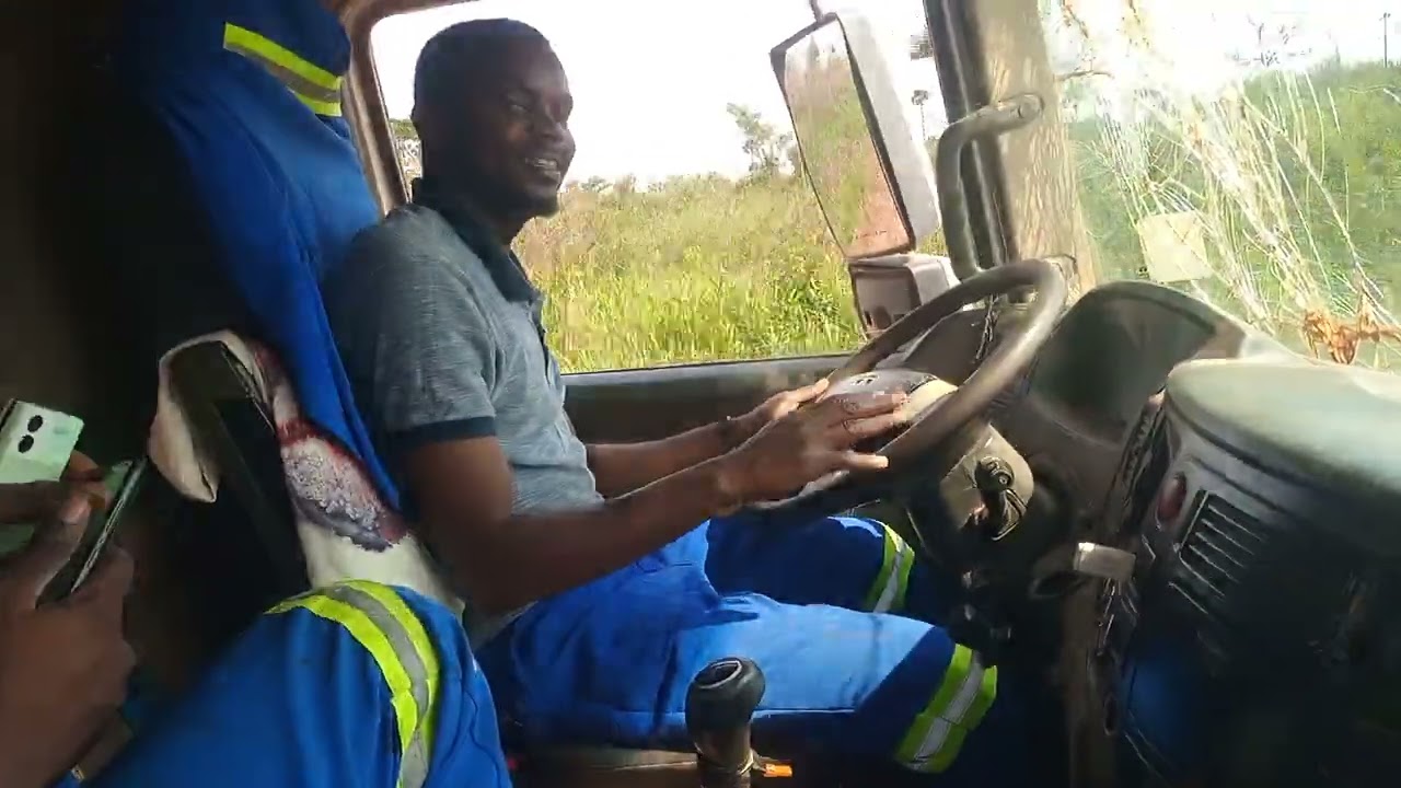 Apprendre à conduire TATA PRIMA 12 ROUES 8 VITESSES BOÎTE MANUELLE 