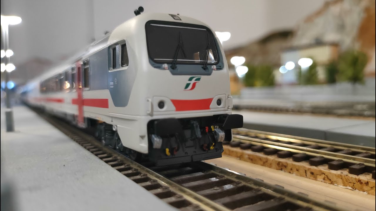 Trenitalia IC 505 Ventimiglia - Roma Termini  E401+pilota Z1a  anno 2024