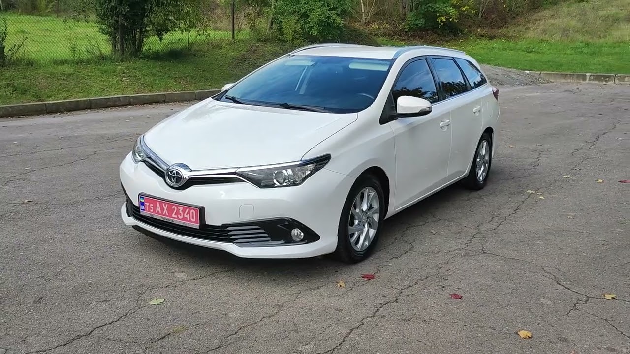 Toyota Auris Touring Trend 1.6 D4D 2015 Авто з EU