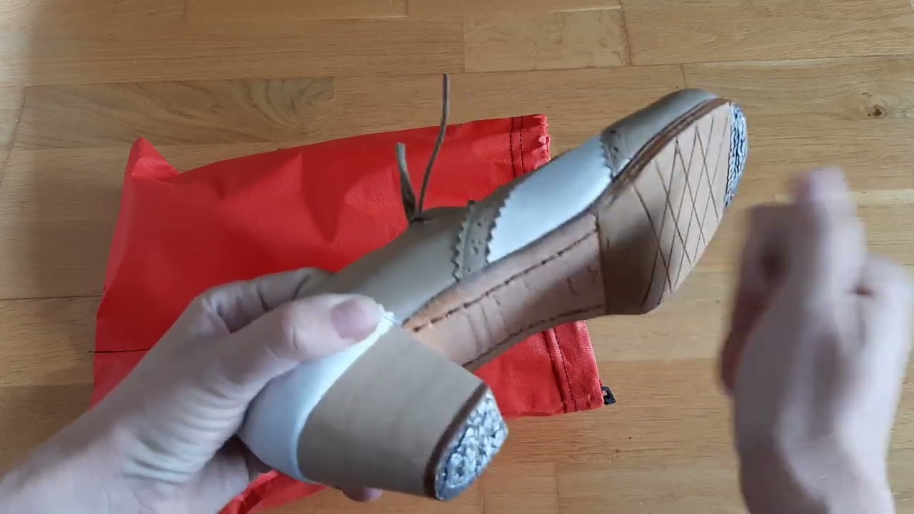 Unboxing flamenco shoes Artefyl Txell (white + beige leather)