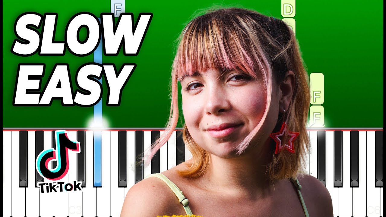 Beach Bunny - Prom Queen - Slow Easy Piano Tutorial