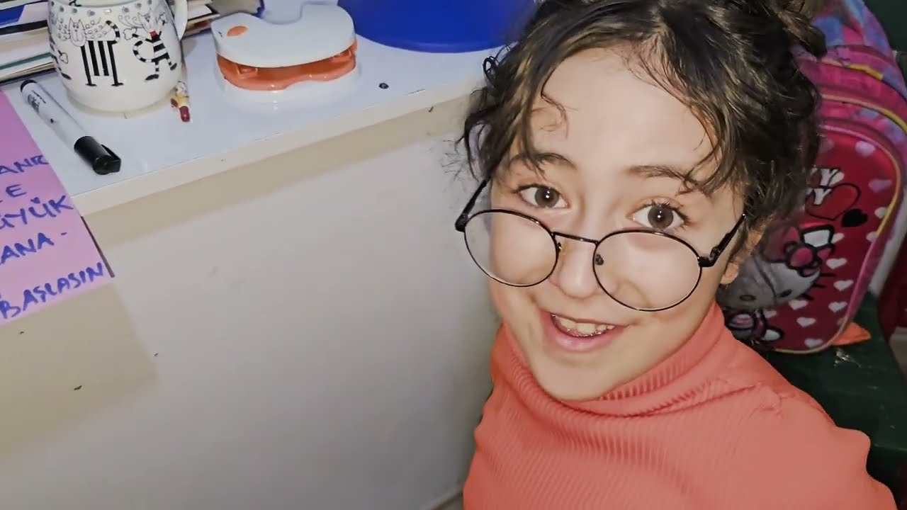 GECE 3'te SQUİD GAME KIZI SİZİ ARARSA SAKIN AÇMAYIN OKULDA ESMA ve SCARY TEACHER SQUİD GAME OYNADI
