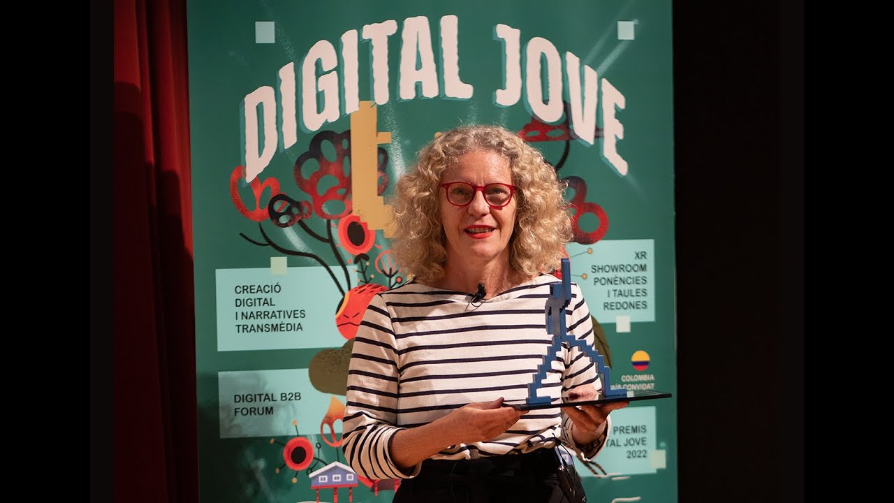 rEDUvolution: hacer la REVOLUCIÓN en la EDUCACIÓN | Maria Acaso | Digital Jove 2022