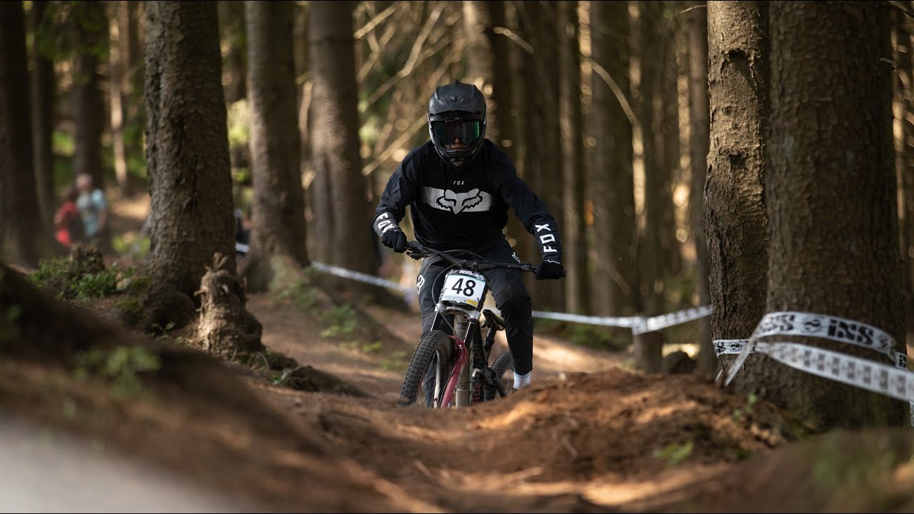 Big Crash im Race in Oberhof Rookies Cup Vlog  / Carlo Mtb