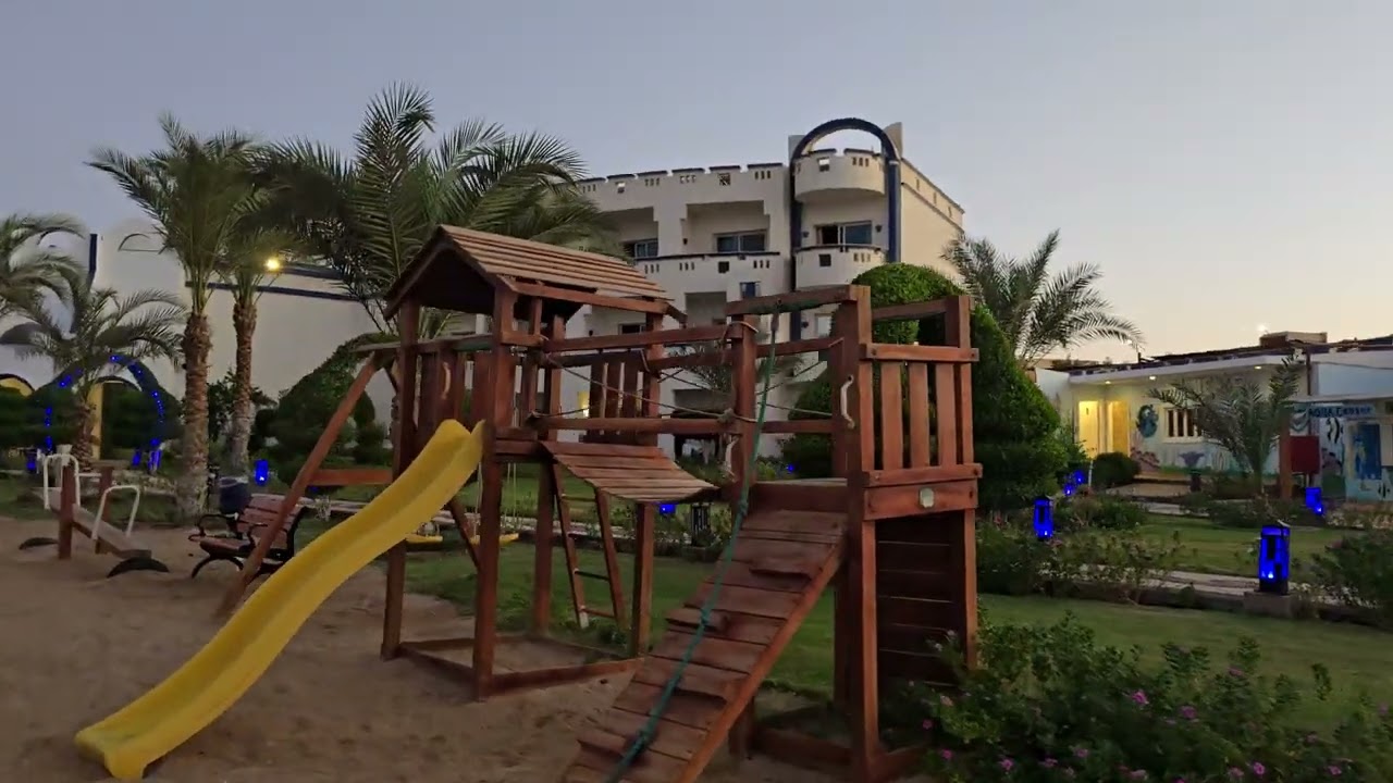 Сафага, Coral Sun Beach территория и пляж 06 октября 2024 года