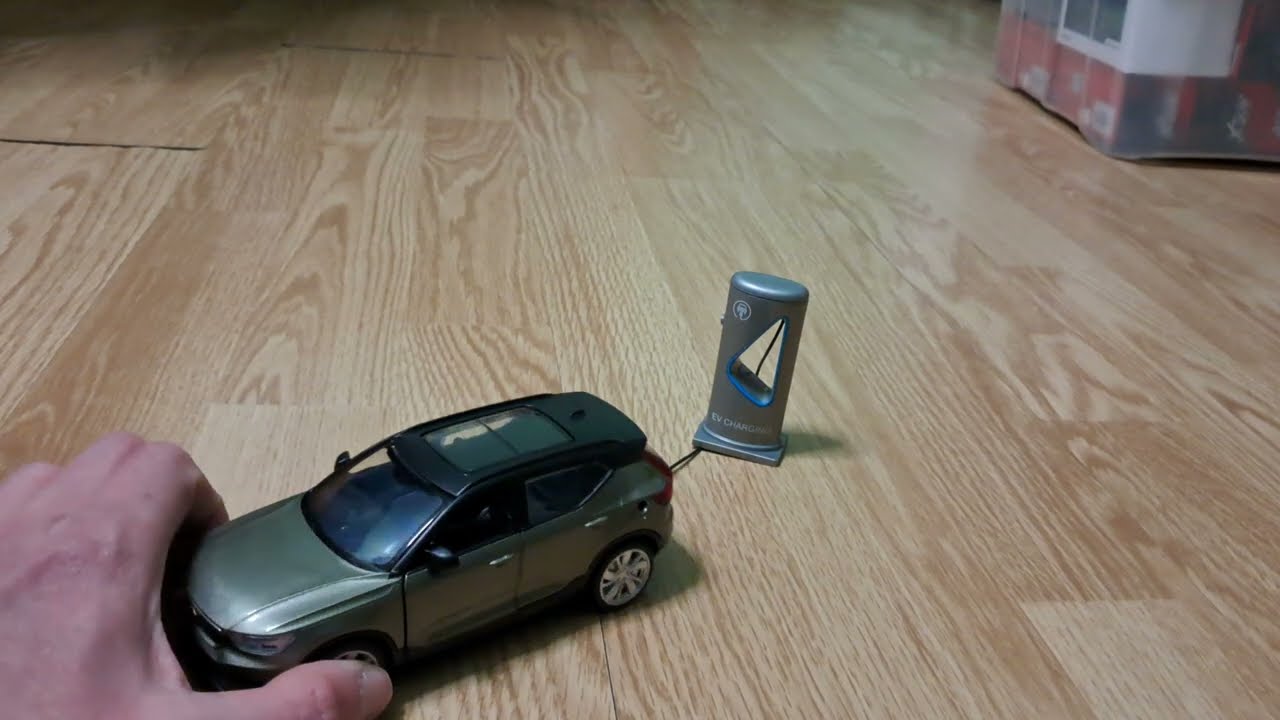 Volvo XC 40 recharge 1/32