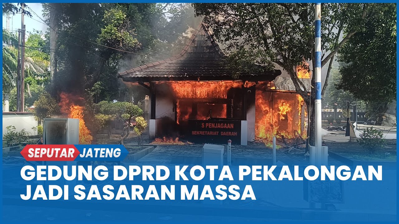 Massa Remaja Bikin Demo Ricuh, Gedung DPRD Kota Pekalongan Jadi Sasaran