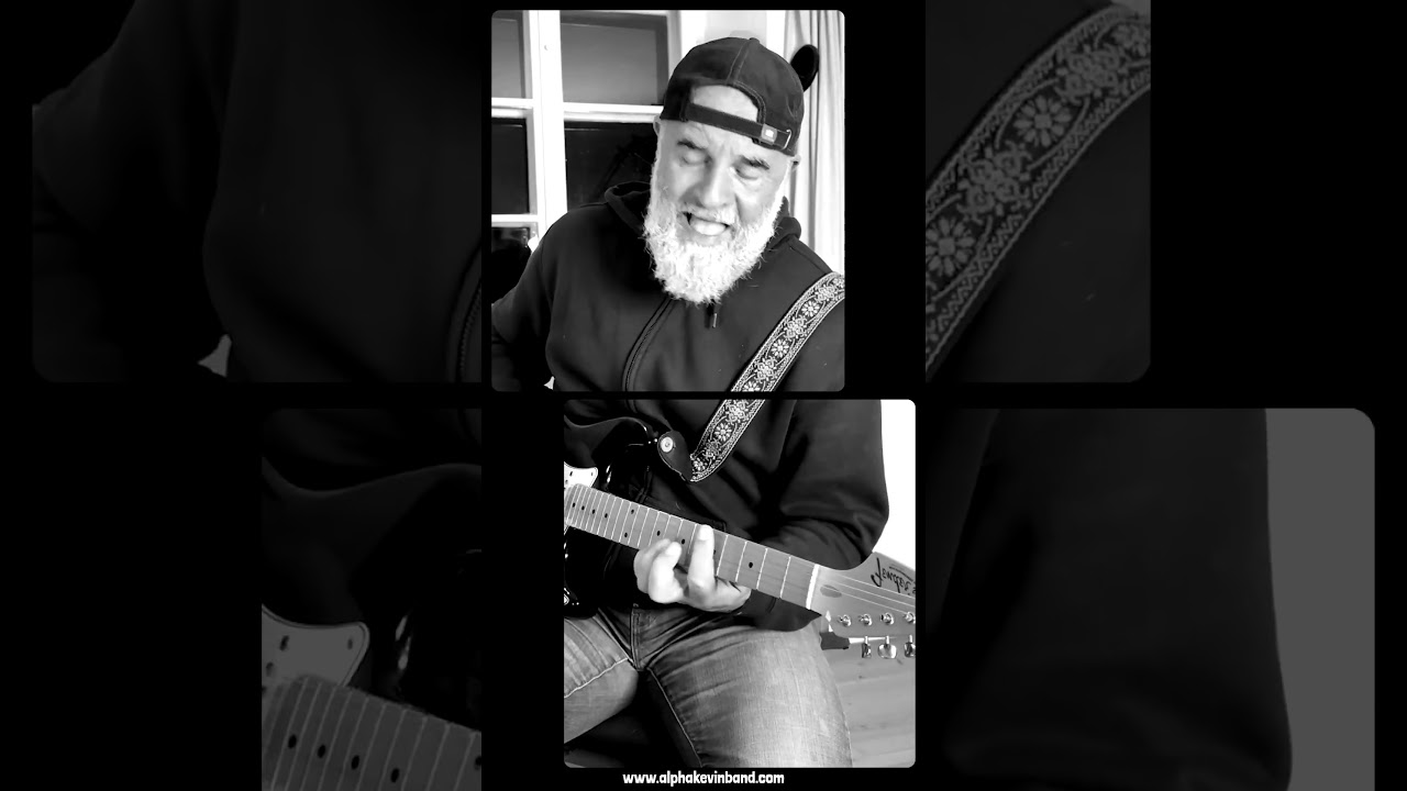 Cover: Holding out for a hero / Bonnie Tyler