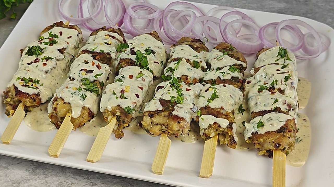 Cheesy Malai Garlic Chicken Stick | Cream Garlic Chicken | Quick Cheesy Garlic Chicken Starter