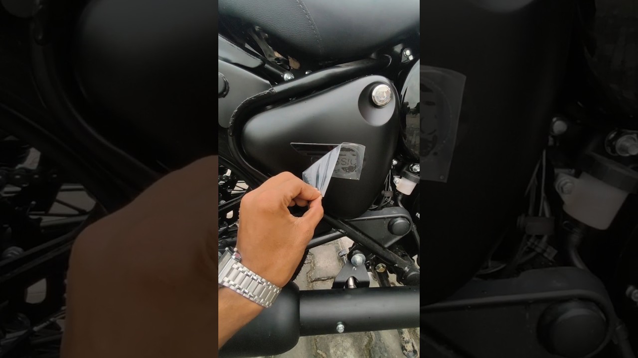 All Black Royal Enfield Classic 350 2025 model New Launched