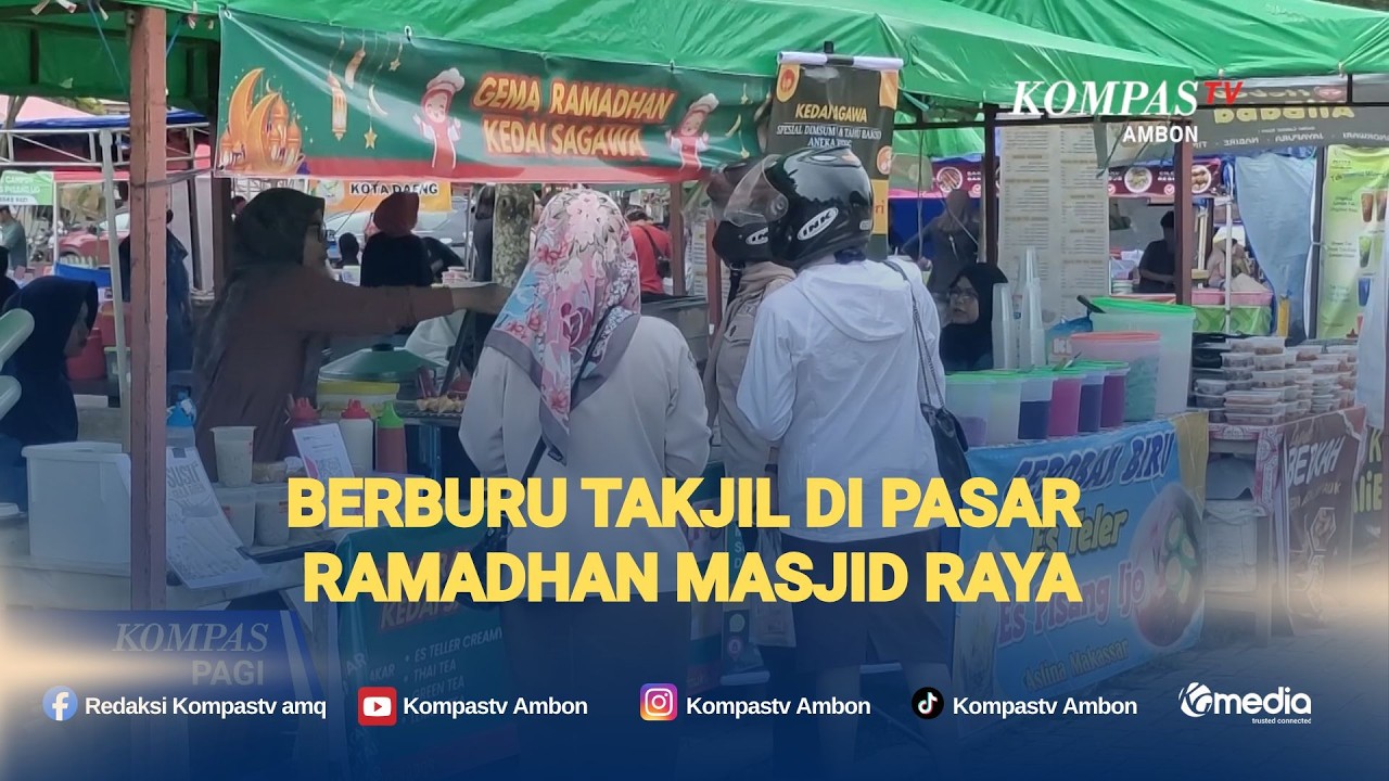Berburu Takjil di Pasar Ramadhan Masjid Raya