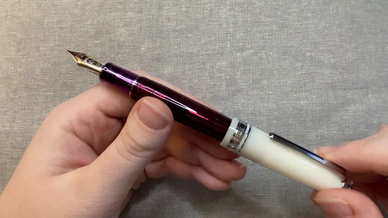 Sailor Pro Gear Angels Delight + Medium and Broad 21k Gold Nib Comparison