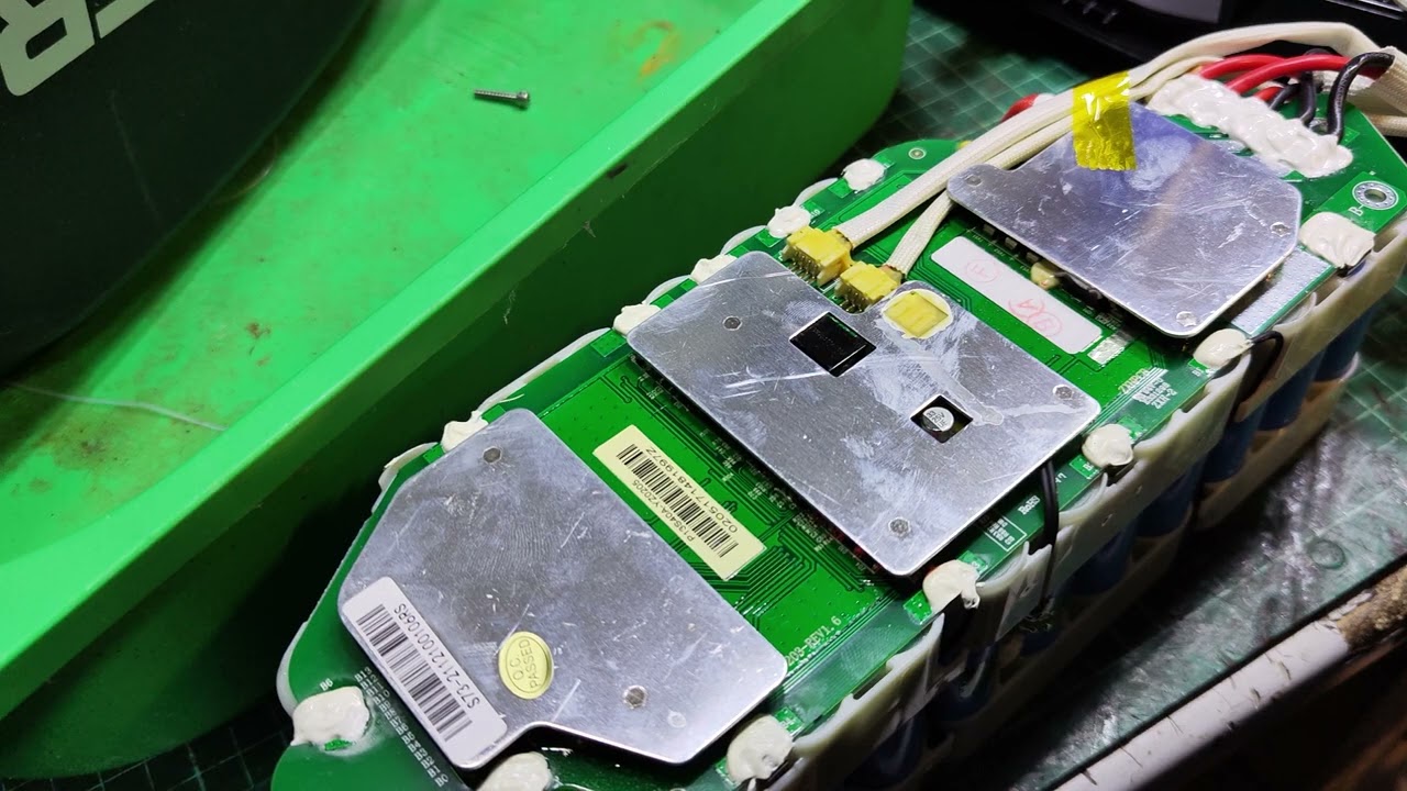 Inside a super 73 S2 Battery (Not working - failed BMS)